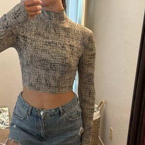 Topshop crocodile loongsleeve crop